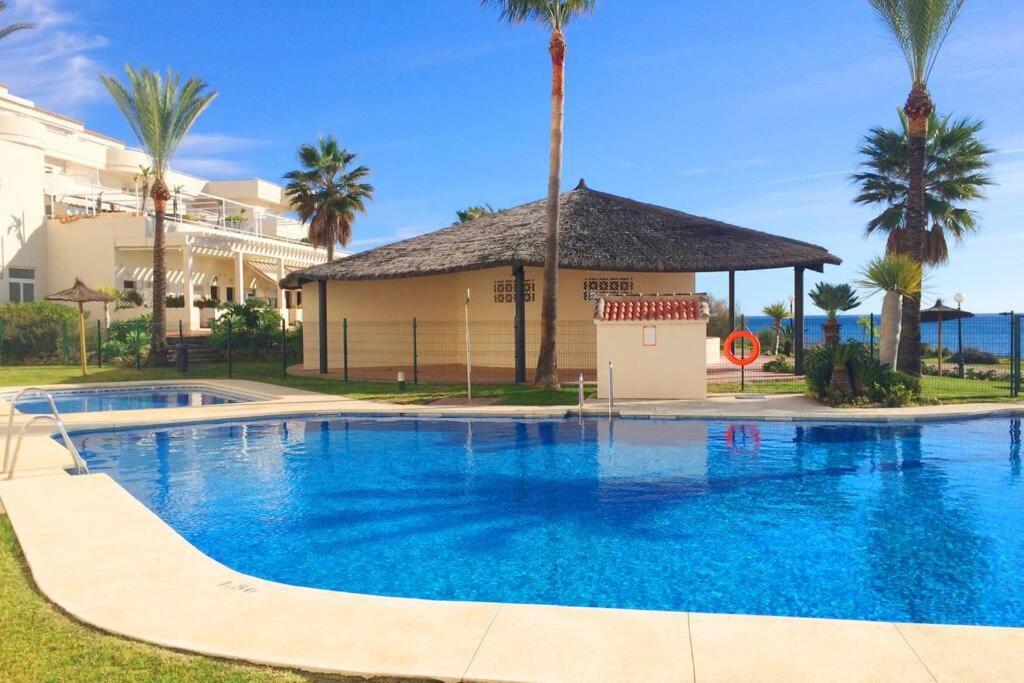 Penthouse Bermuda Beach 2 Estepona Exterior foto