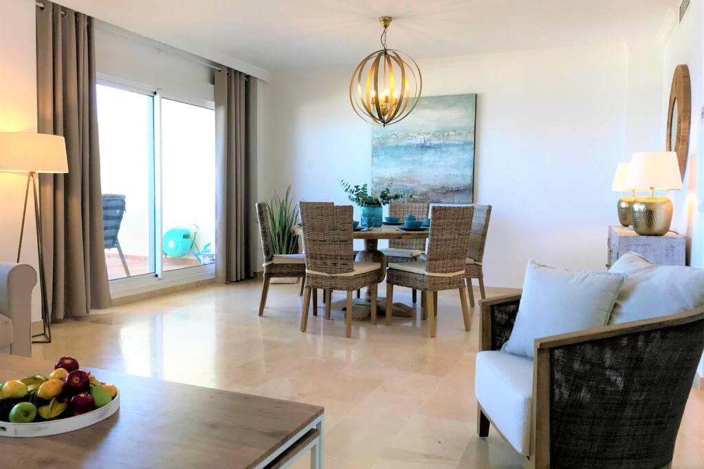 Penthouse Bermuda Beach 2 Estepona Exterior foto